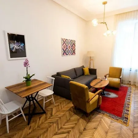 Apartment August Braun Luxury In Center